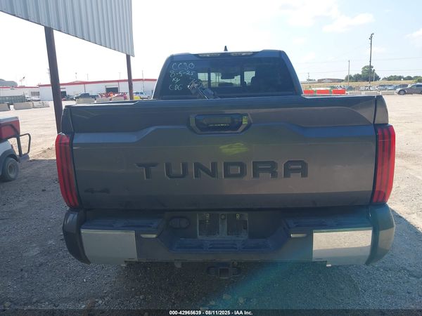2023 TOYOTA TUNDRA SR5