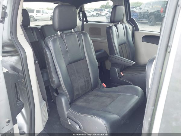 2019 DODGE GRAND CARAVAN SXT — I8