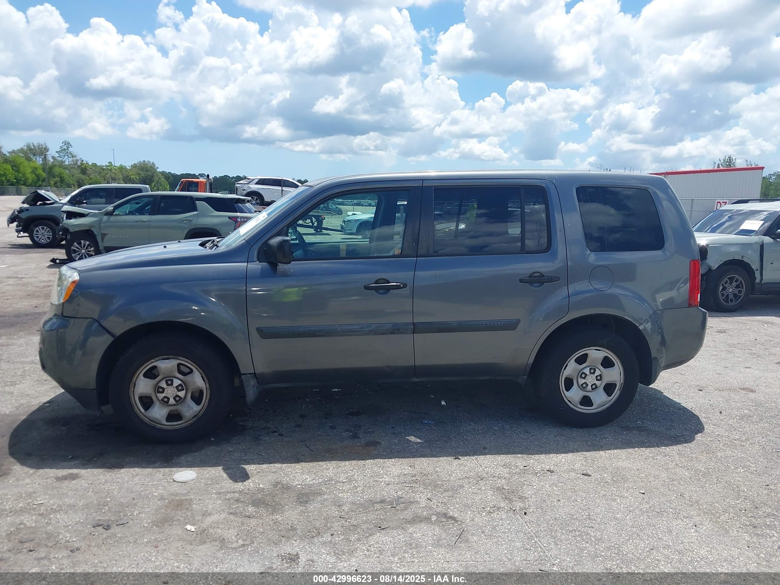2012 HONDA PILOT LX