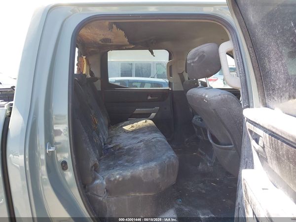 2022 TOYOTA TUNDRA SR5