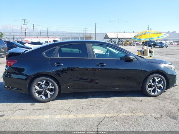 2020 KIA FORTE LXS