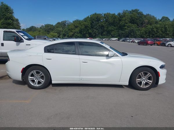 2016 DODGE CHARGER SE