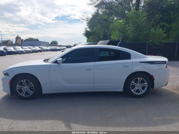 2016 DODGE CHARGER SE