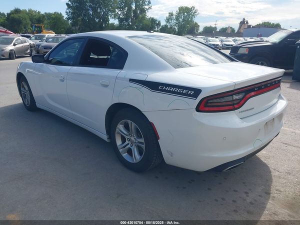 2016 DODGE CHARGER SE