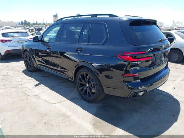 2025 BMW X7 XDRIVE40I