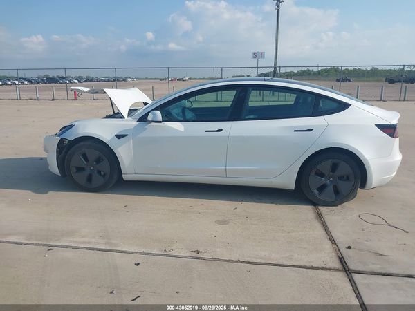 2022 TESLA MODEL 3 REAR-WHEEL DRIVE