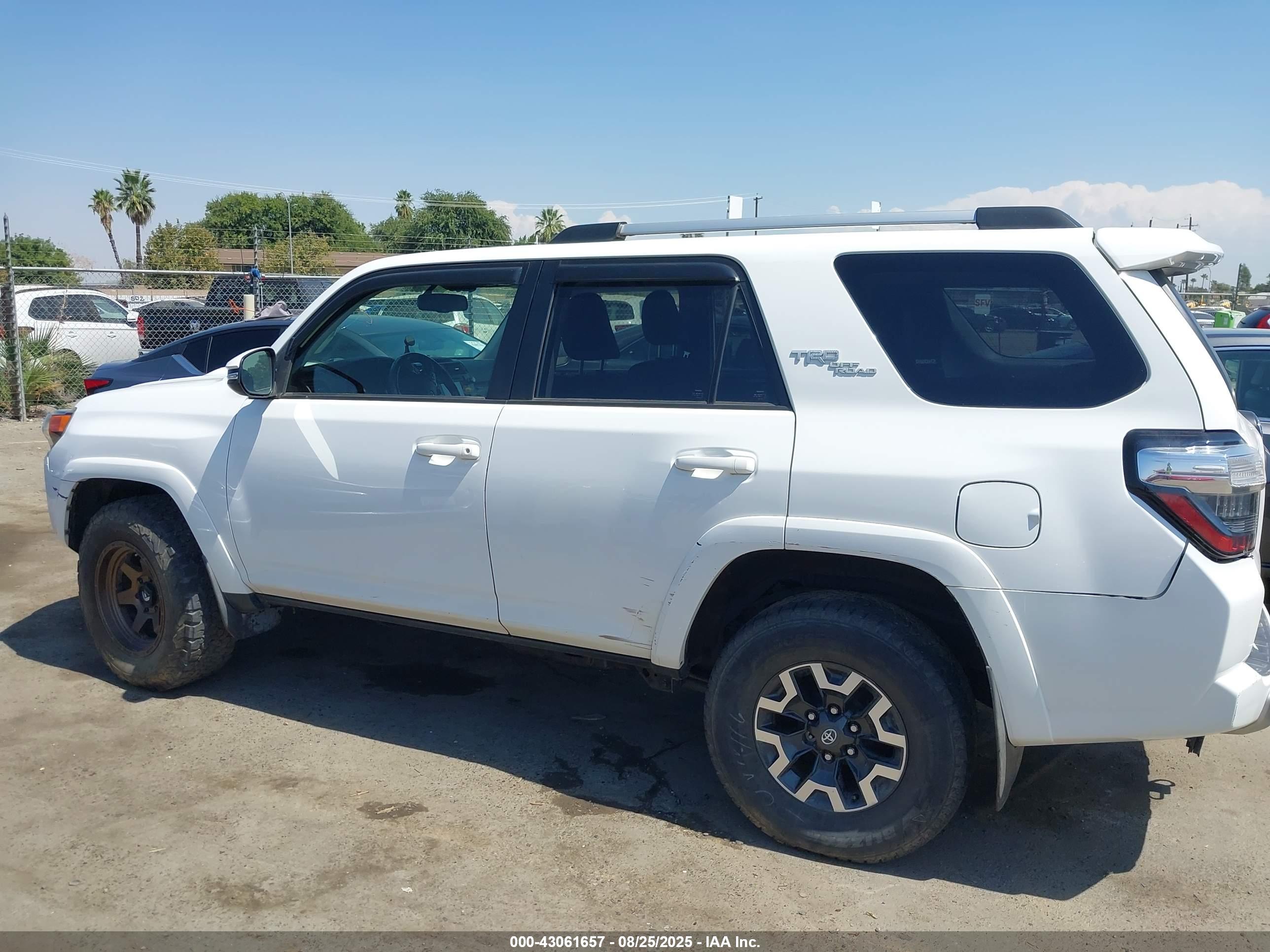 2018 TOYOTA 4RUNNER TRD OFF ROAD PREMIUM