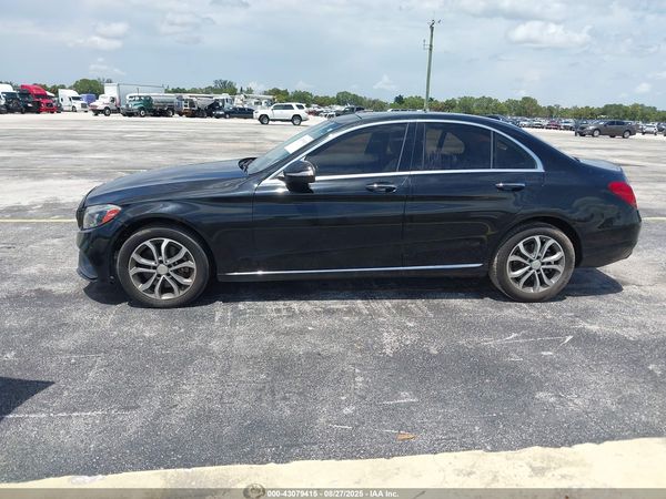 2015 MERCEDES-BENZ C 300