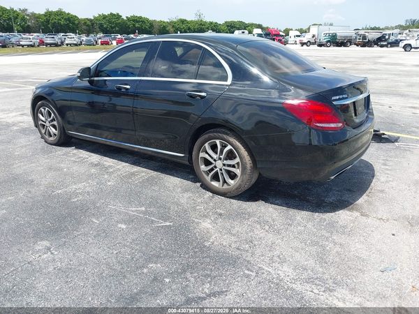 2015 MERCEDES-BENZ C 300