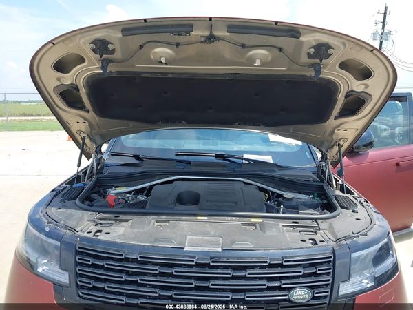 2023 LAND ROVER RANGE ROVER P400 SE