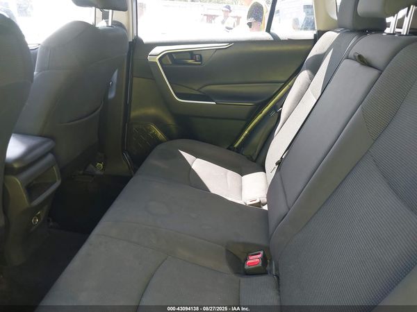 2019 TOYOTA RAV4 LE