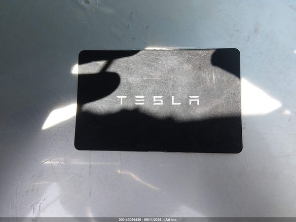 2024 TESLA MODEL Y RWD