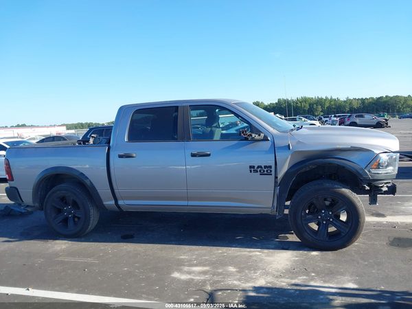 2022 RAM 1500 CLASSIC WARLOCK  4X4 5'7 BOX