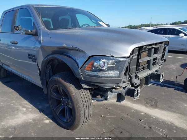 2022 RAM 1500 CLASSIC WARLOCK  4X4 5'7 BOX