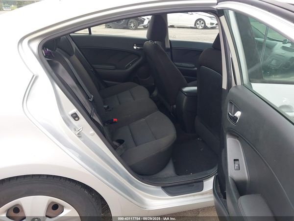 2016 KIA FORTE LX