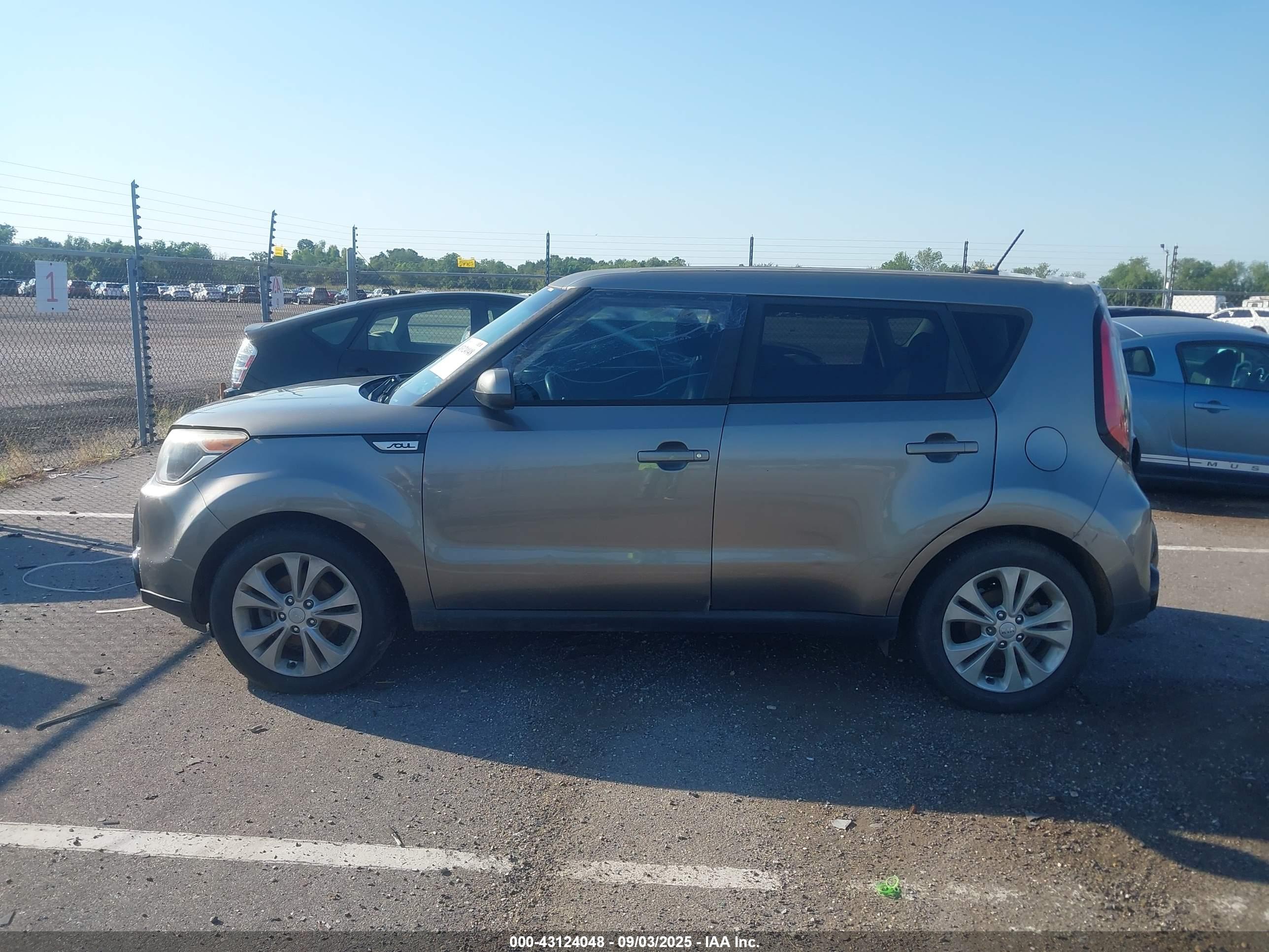 2016 KIA SOUL +
