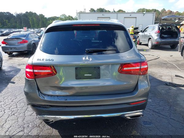 2017 MERCEDES-BENZ GLC 300 4MATIC