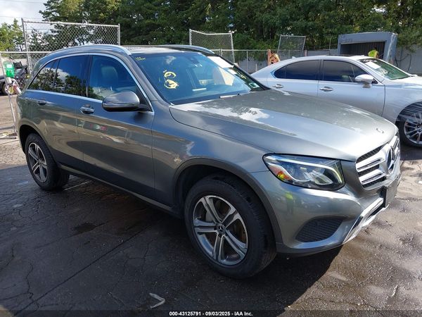 2017 MERCEDES-BENZ GLC 300 4MATIC