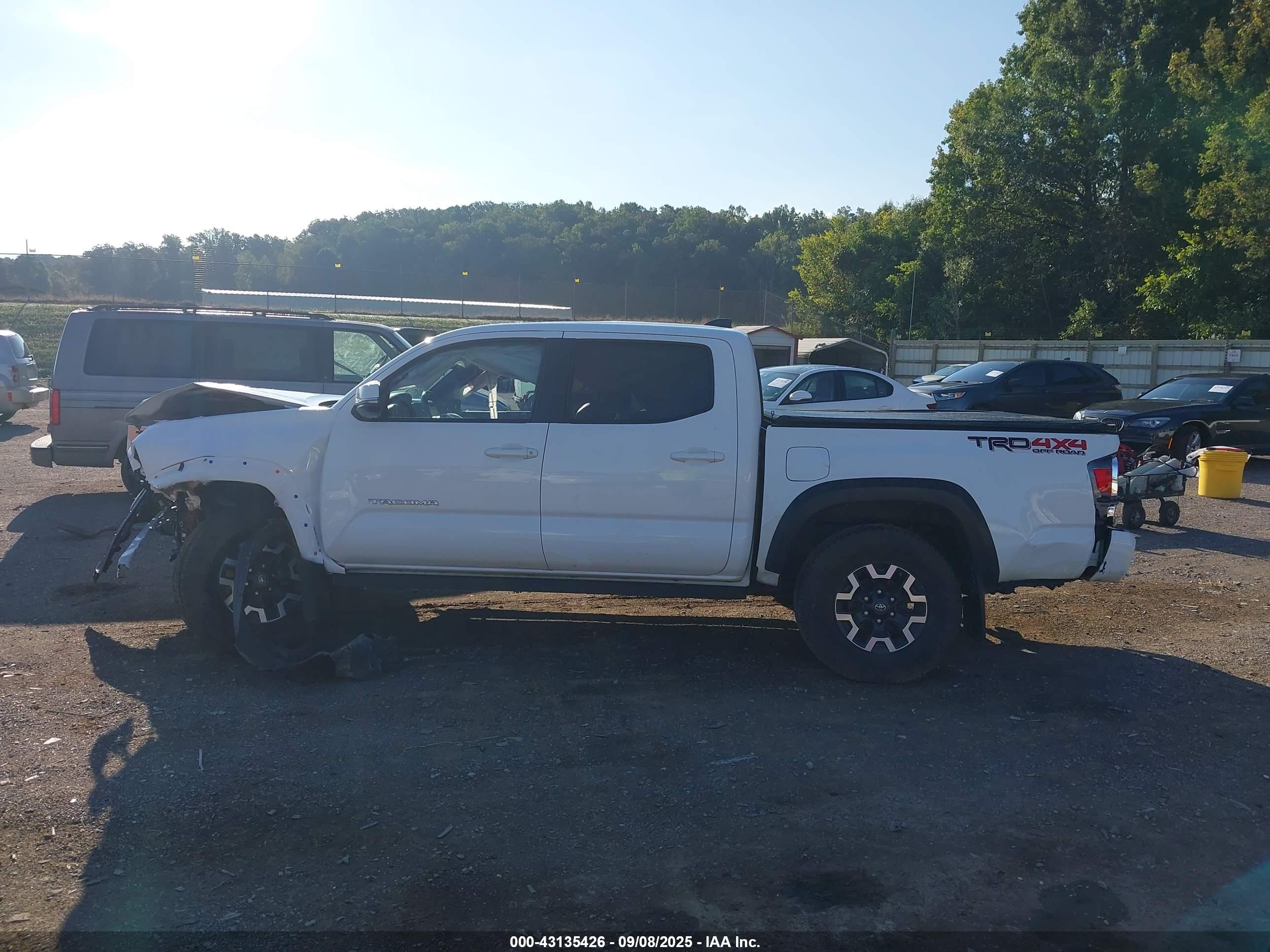 2020 TOYOTA TACOMA TRD OFF-ROAD