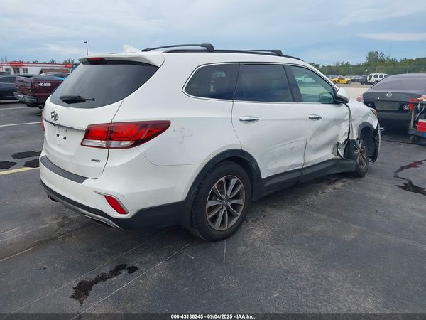 2017 HYUNDAI SANTA FE SE