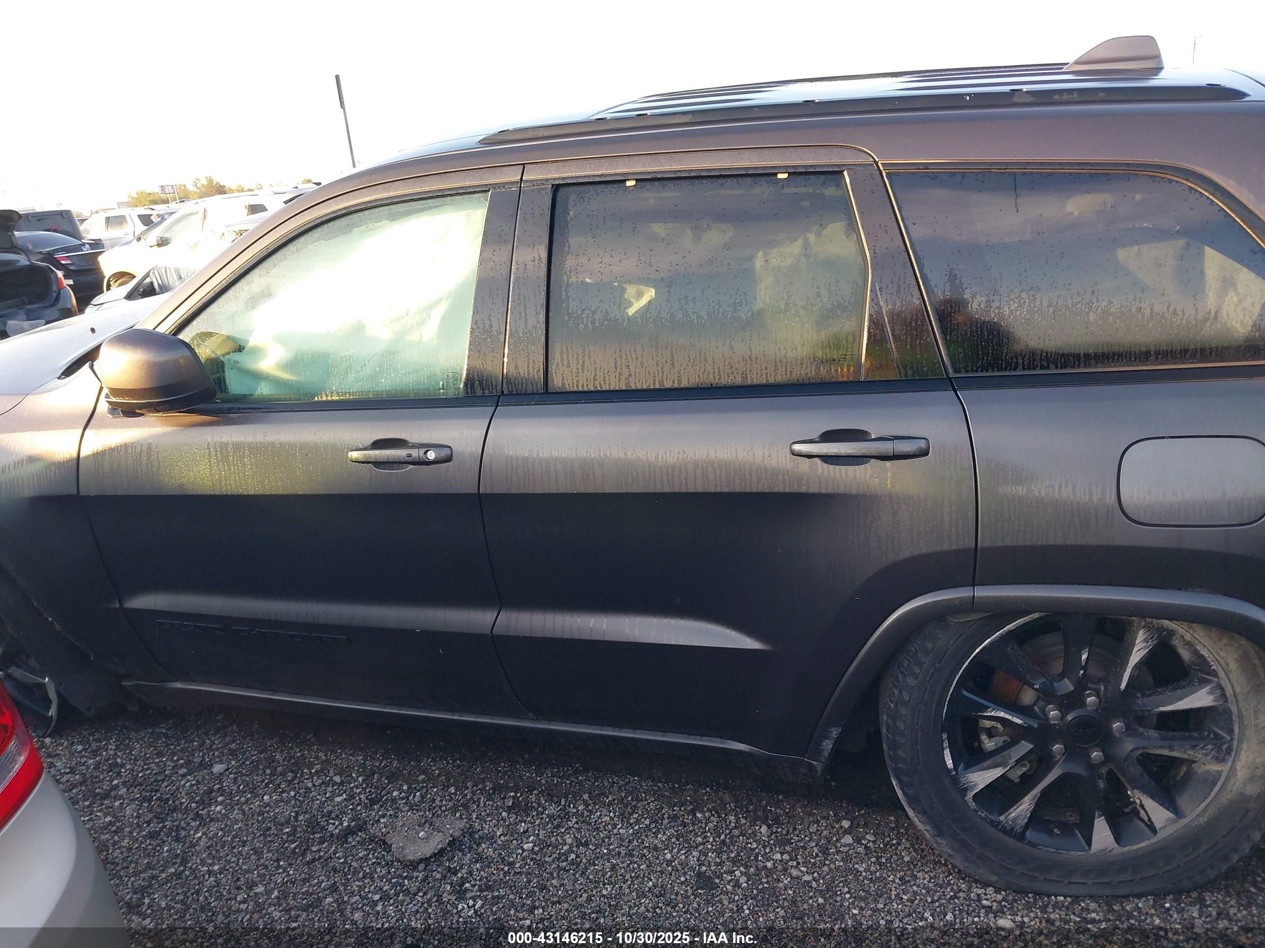 2021 JEEP GRAND CHEROKEE LAREDO X 4X4