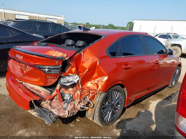 2022 KIA FORTE GT-LINE