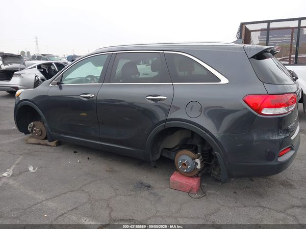 2018 KIA SORENTO 2.4L LX
