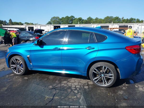 2016 BMW X6 M