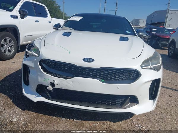 2018 KIA STINGER GT1