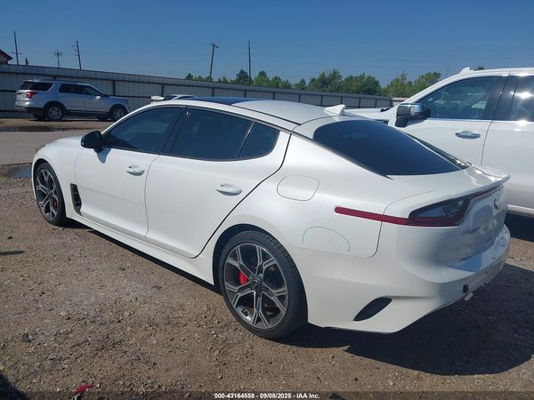 2018 KIA STINGER GT1
