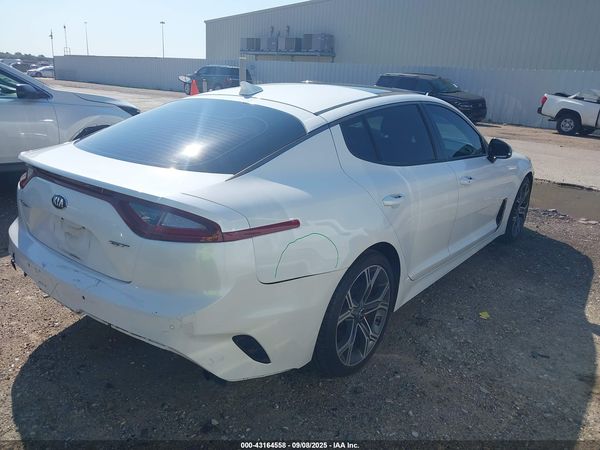 2018 KIA STINGER GT1