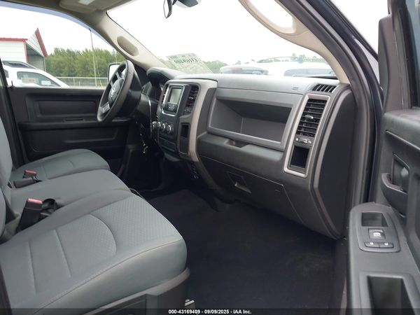 2019 RAM 1500 CLASSIC EXPRESS  4X2 5'7 BOX