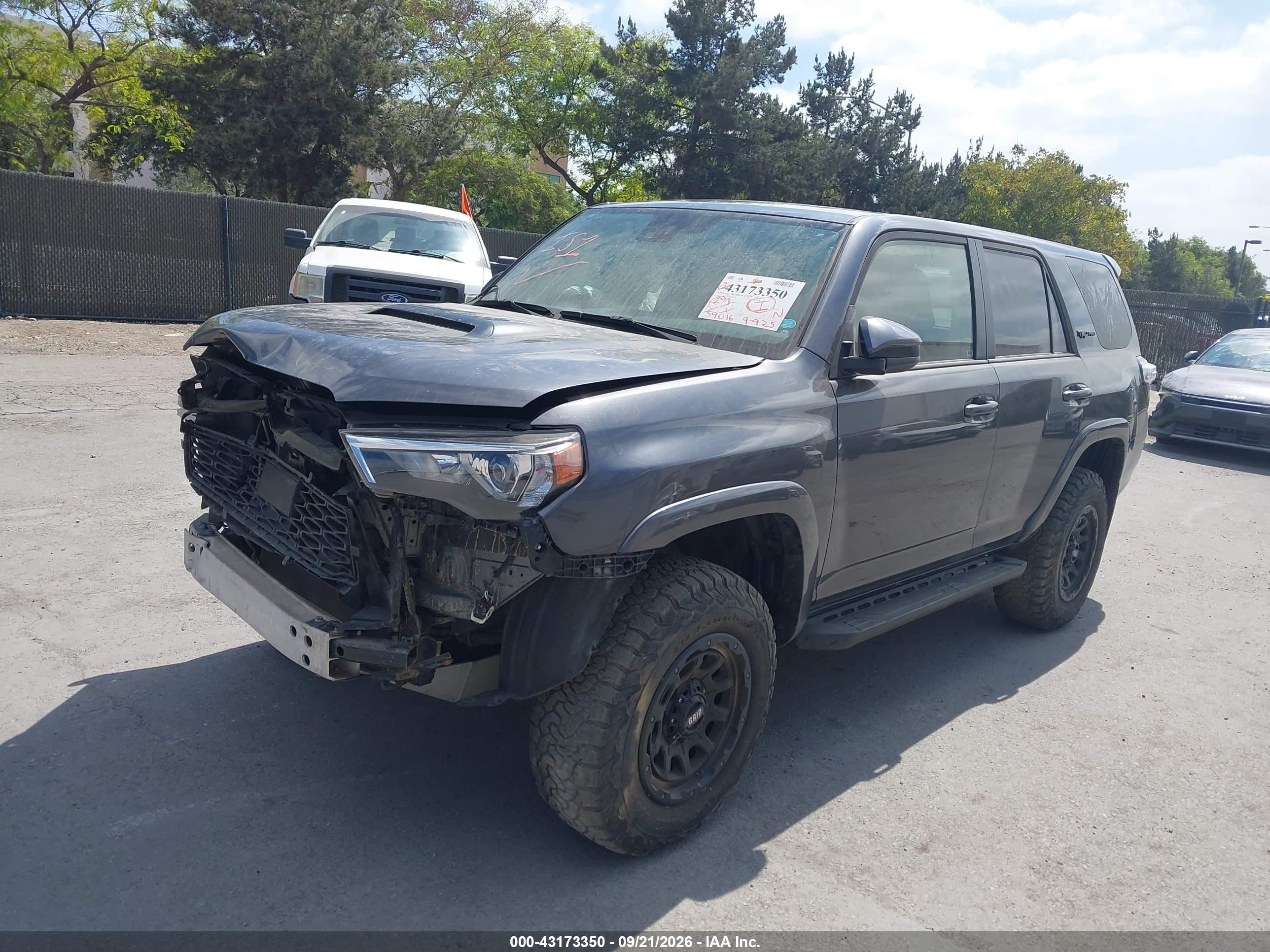 2021 TOYOTA 4RUNNER TRD PRO — I2