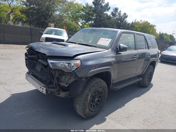 2021 TOYOTA 4RUNNER — I2