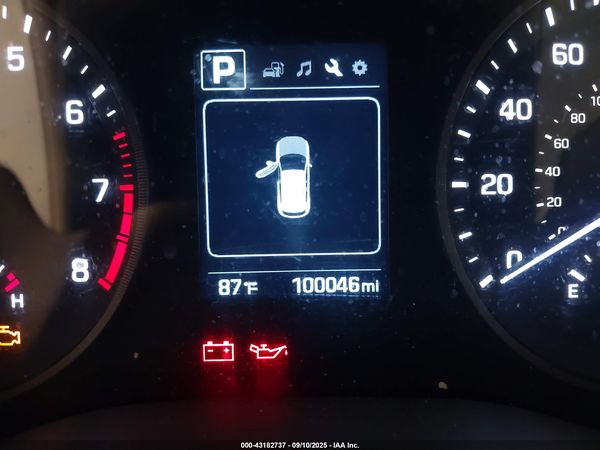 2016 HYUNDAI TUCSON SE