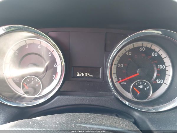 2017 DODGE GRAND CARAVAN SXT — I7