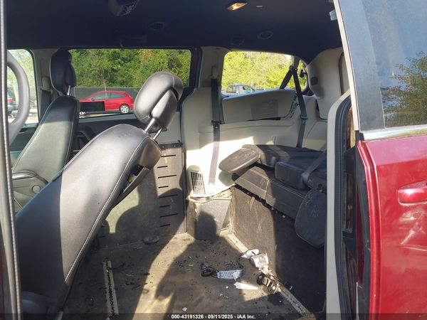 2017 DODGE GRAND CARAVAN SXT — I8