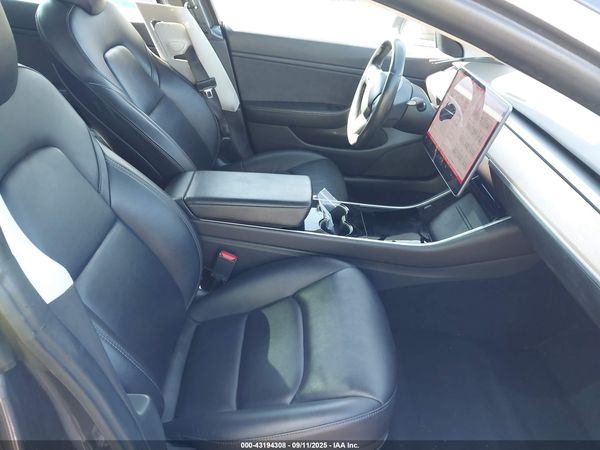 2019 TESLA MODEL 3
