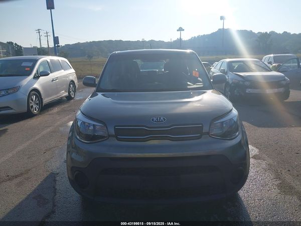 2019 KIA SOUL Base