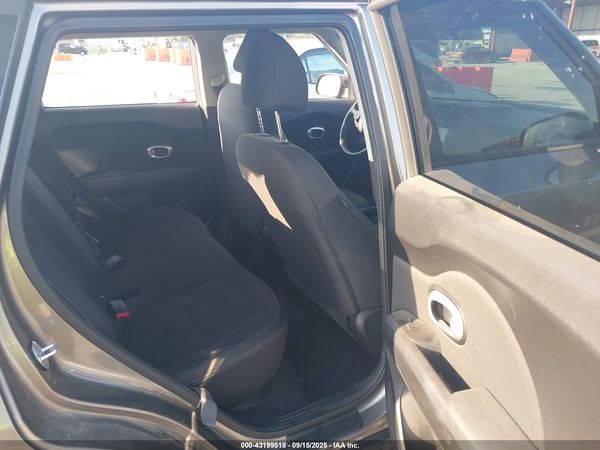2019 KIA SOUL Base