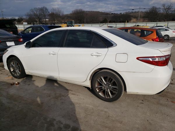 2015 TOYOTA CAMRY