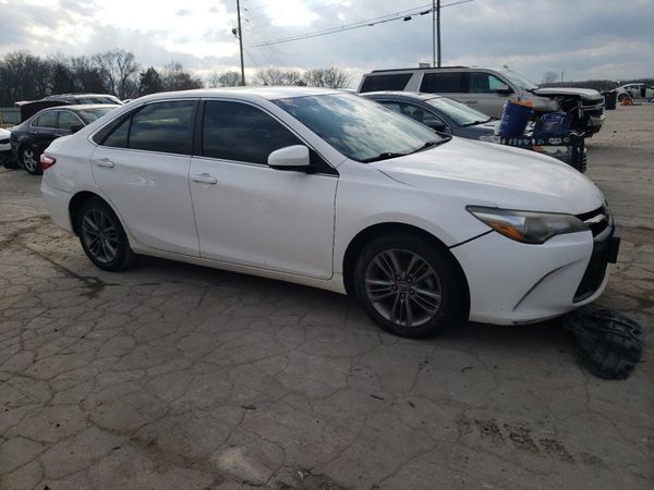 2015 TOYOTA CAMRY