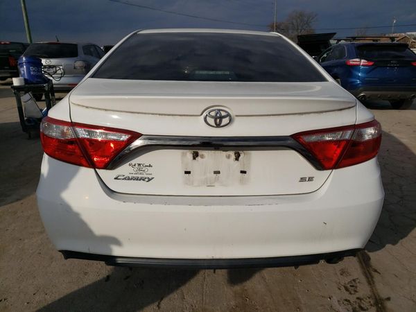 2015 TOYOTA CAMRY