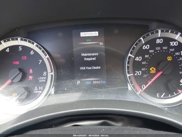 2020 TOYOTA HIGHLANDER L — I7