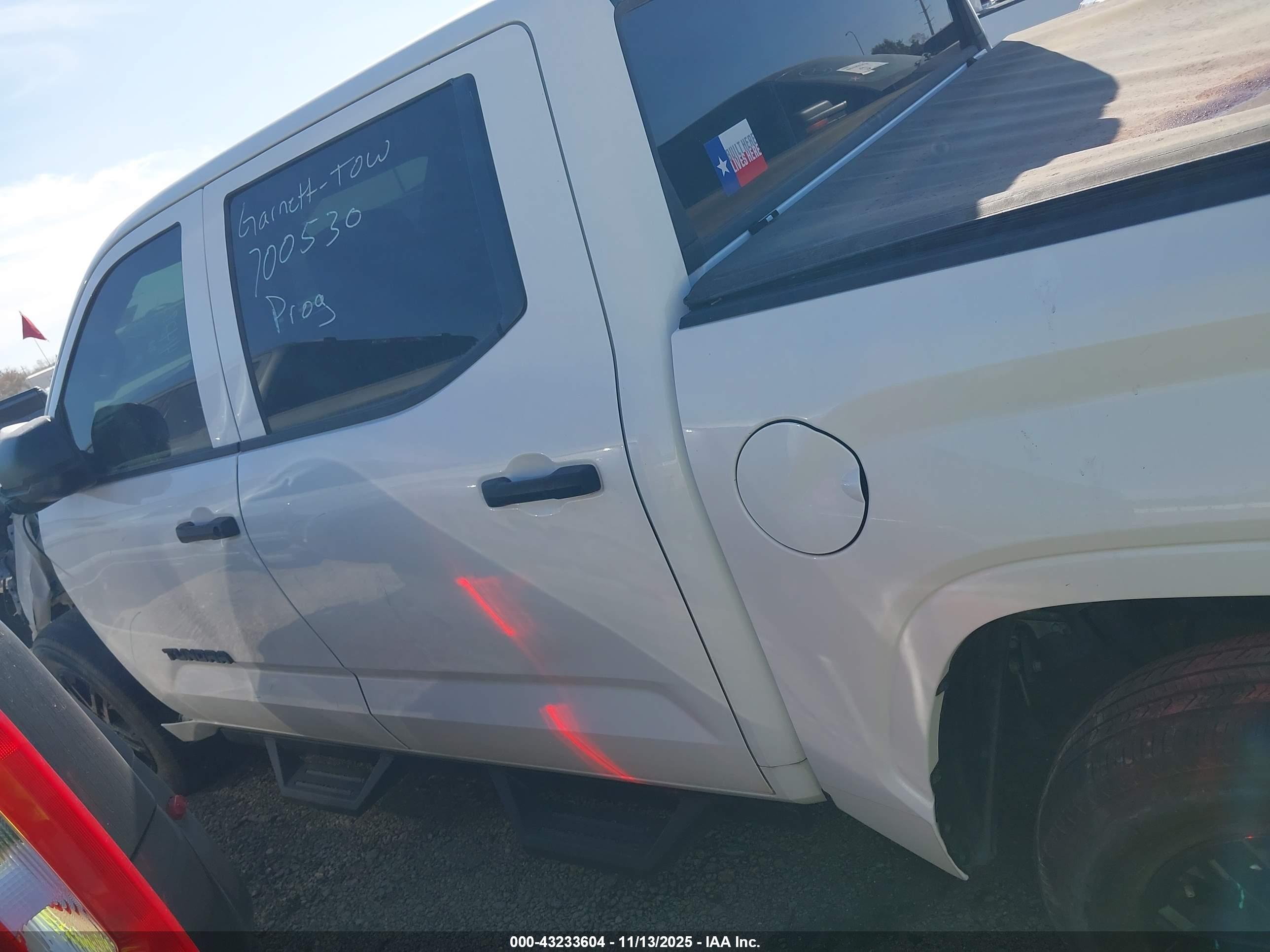2024 TOYOTA TUNDRA SR