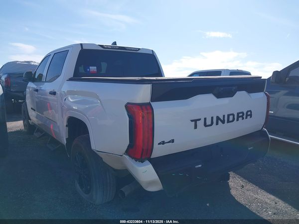 2024 TOYOTA TUNDRA SR