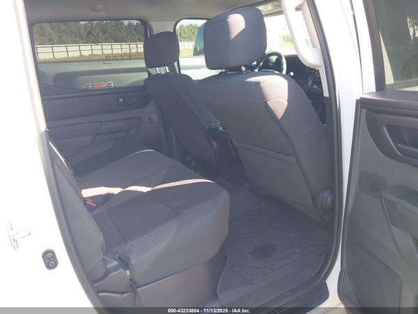 2024 TOYOTA TUNDRA SR
