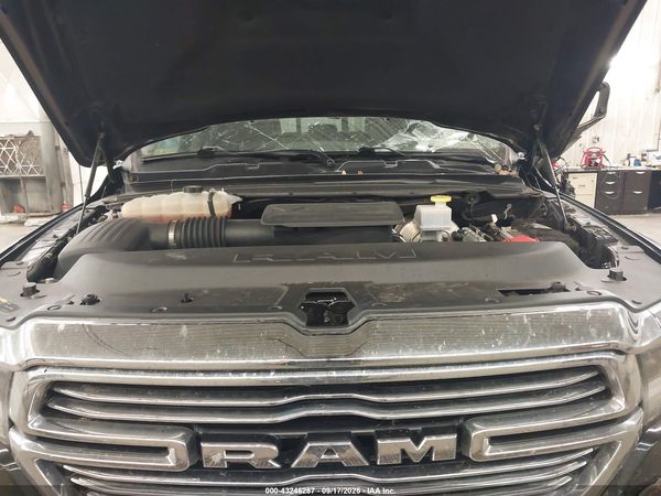 2022 RAM 1500 LARAMIE  4X4 6'4 BOX