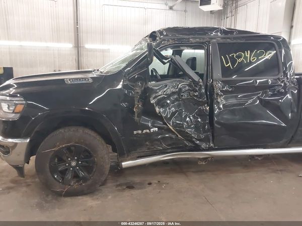 2022 RAM 1500 LARAMIE  4X4 6'4 BOX