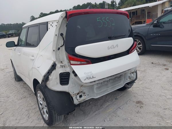2022 KIA SOUL LX
